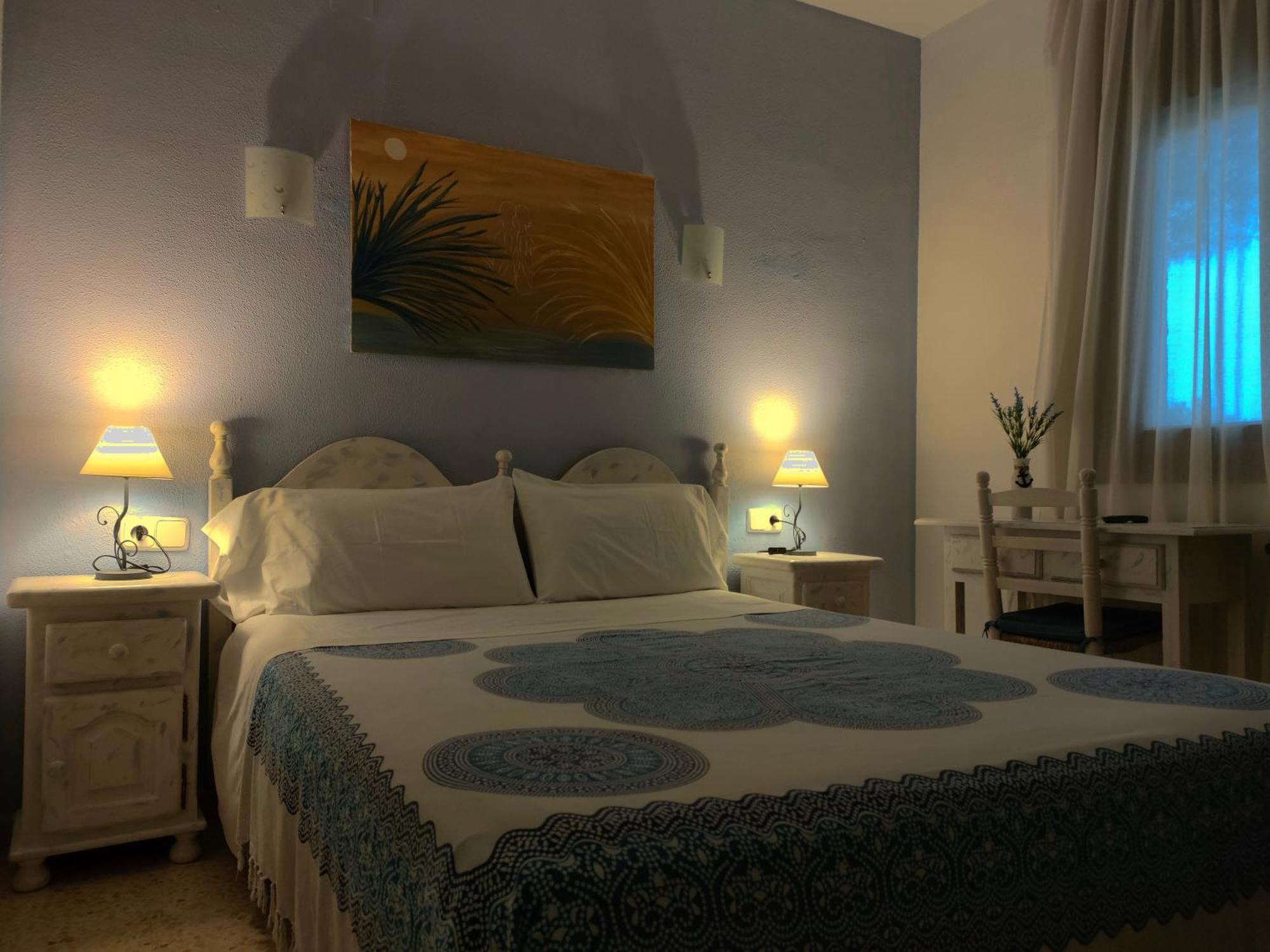 Hostal Los Pinares Lloret de Mar Ngoại thất bức ảnh