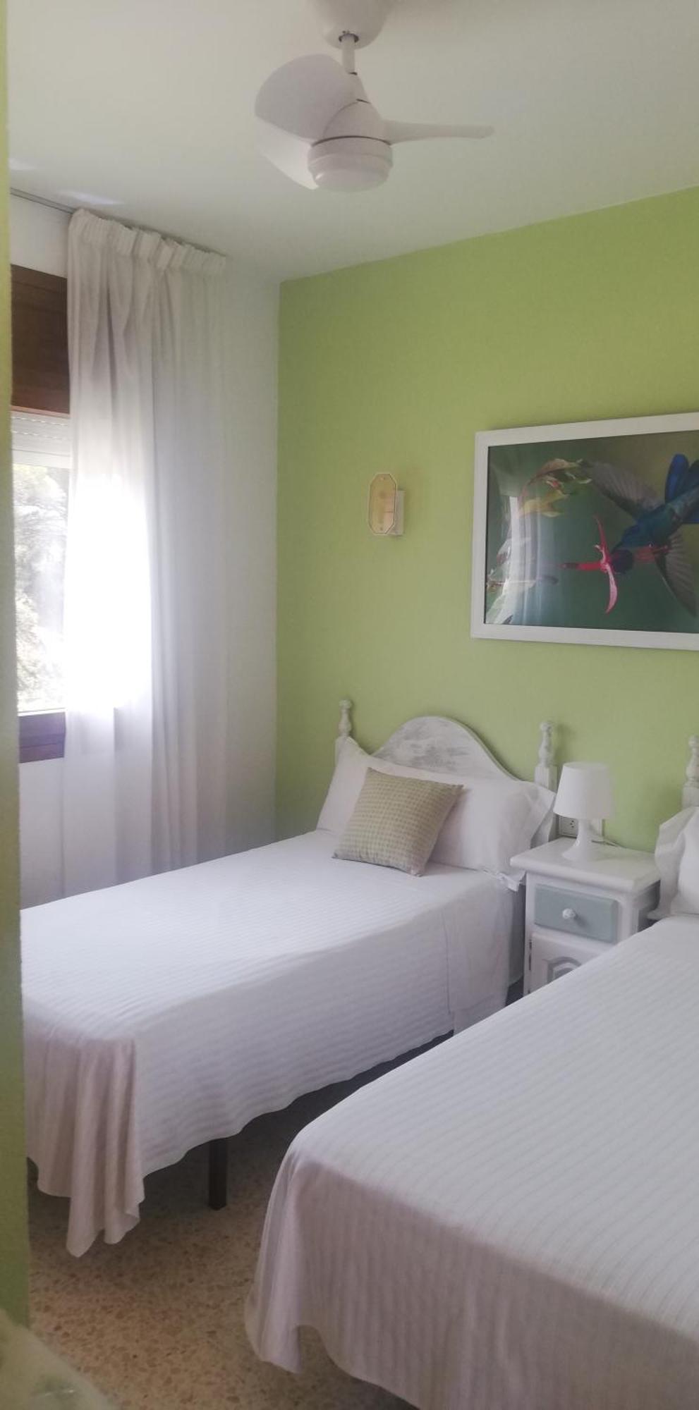 Hostal Los Pinares Lloret de Mar Ngoại thất bức ảnh