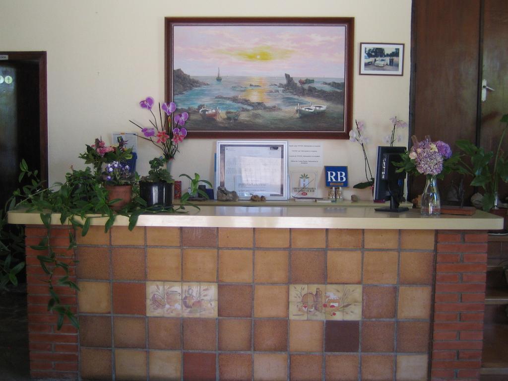 Hostal Los Pinares Lloret de Mar Ngoại thất bức ảnh