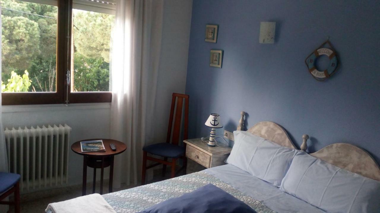 Hostal Los Pinares Lloret de Mar Ngoại thất bức ảnh
